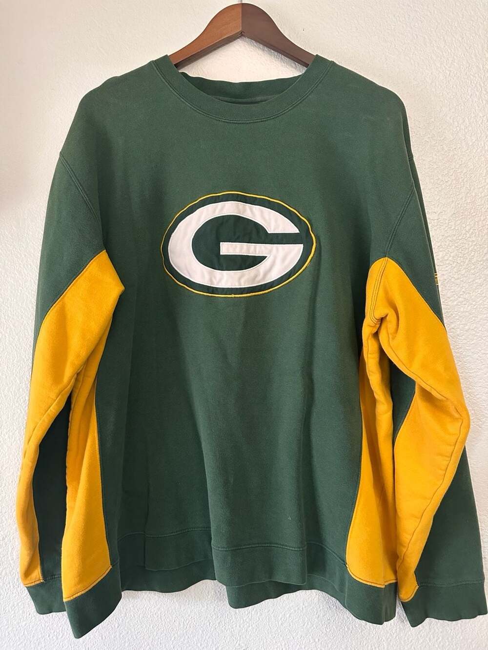Vintage Women's Green Bay Packers Reebok NFL Oversized Sweatshirt XL